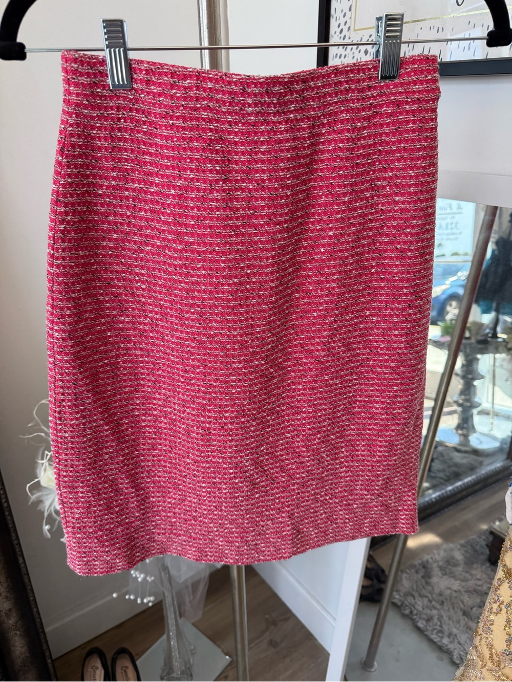 St. John Collection Pink Tweed Pencil Skirt